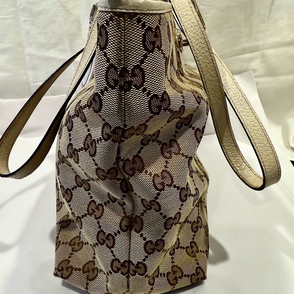 Amazing And Authentic Euc Gucci Eclipse Gg Monogr… - image 6